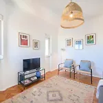 Sunny Graca, River View, By Timecooler Apartmán