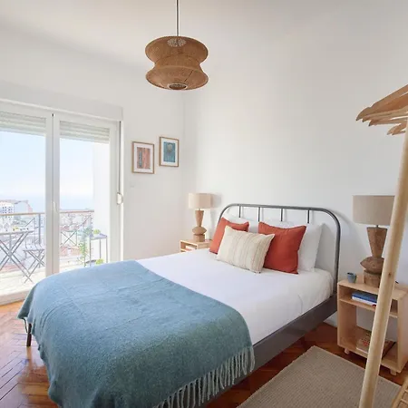 Sunny Graca, River View, By Timecooler Apartment *